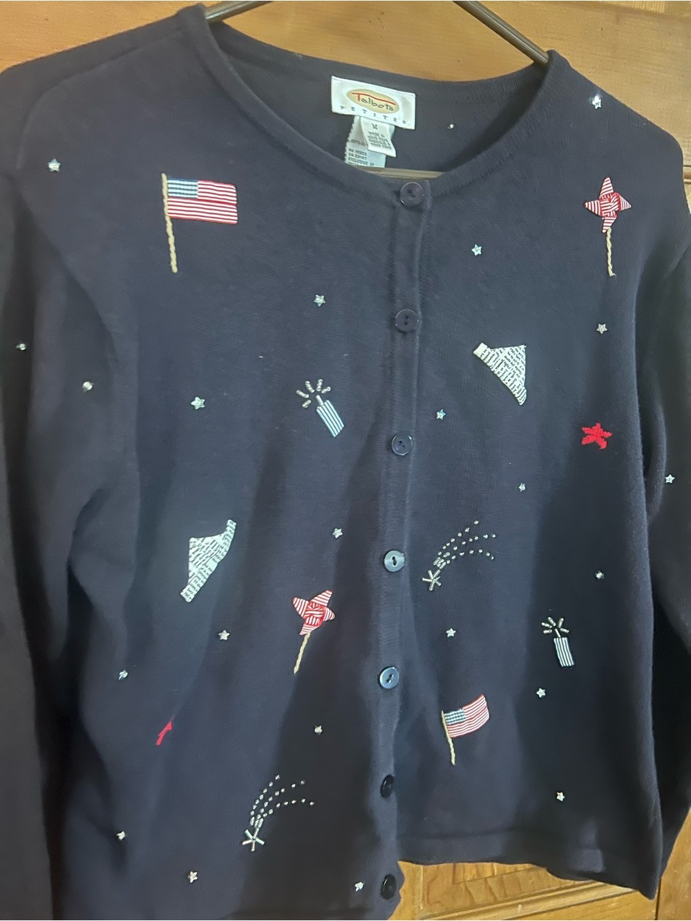 Vintage Talbots Patriotic Embroidered 4th of July Cardigan - Picture 4 of 11